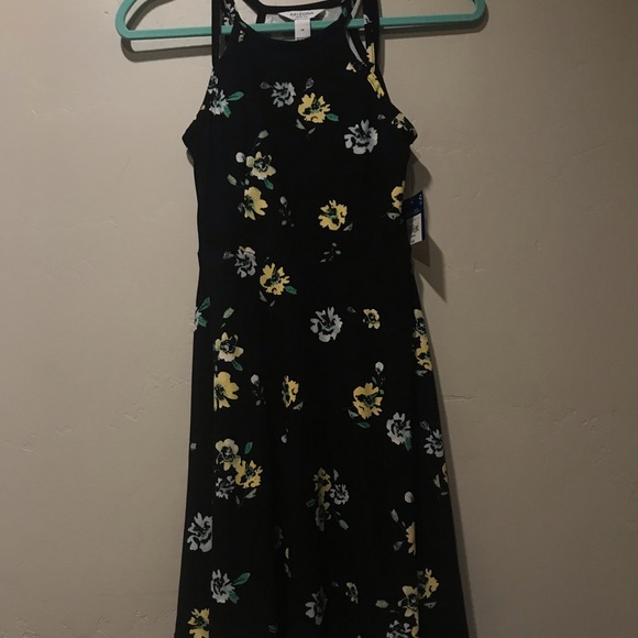 Arizona flower dress with tags - Picture 1 of 4